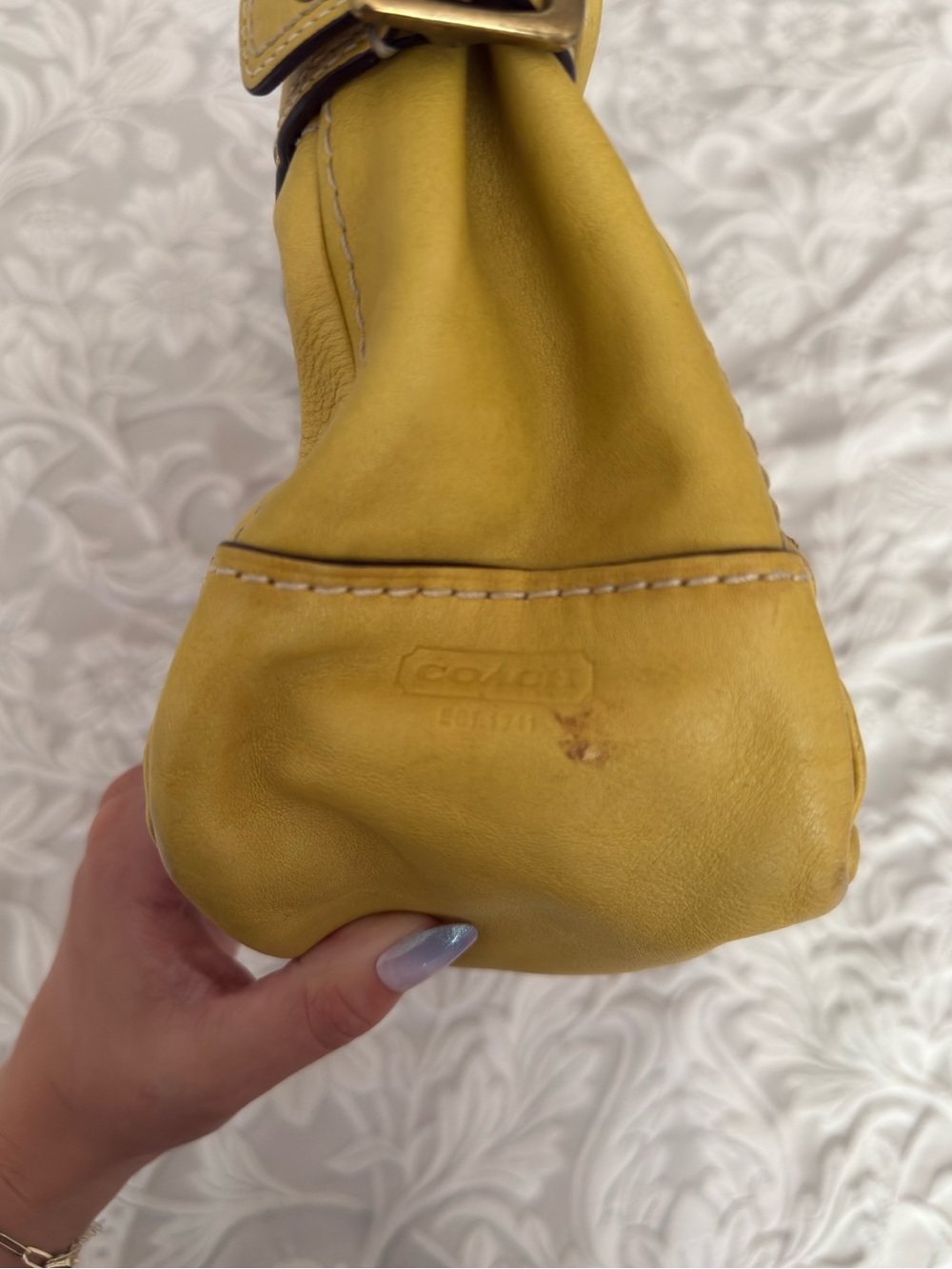 Vintage 65th Anniversary Coach Legacy Yellow Leather Shoulder Bag with Chain - Picture 5 of 15
